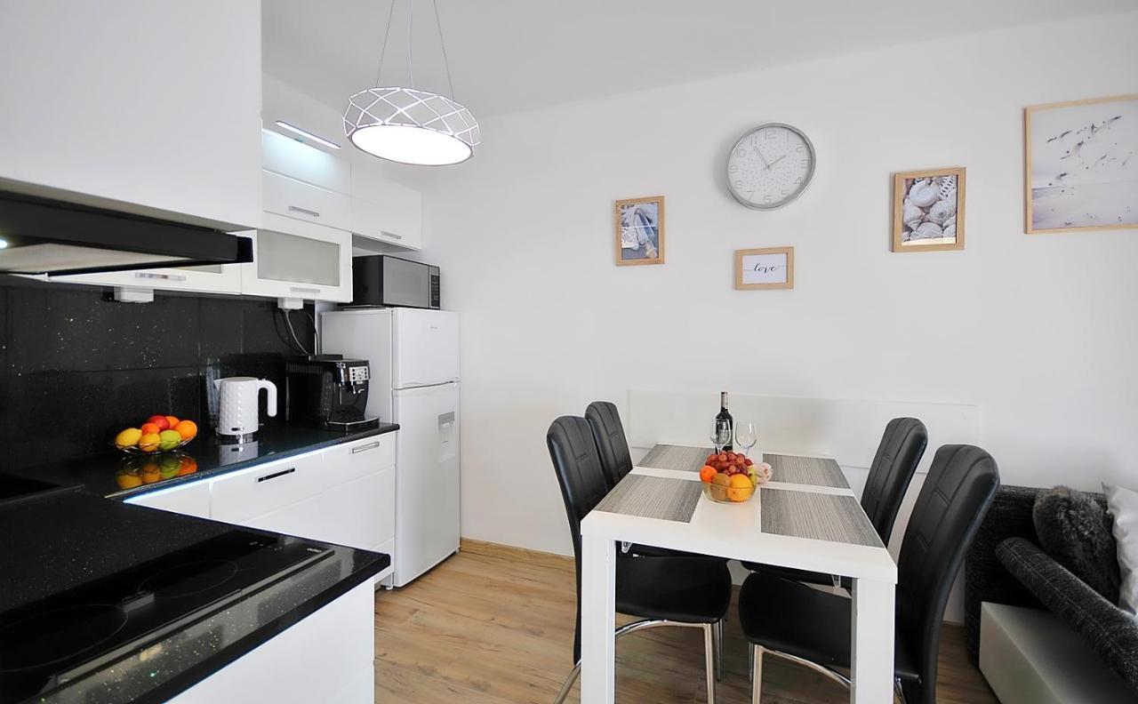 Michelle Apartment Polanki Park Колобжег Екстер'єр фото